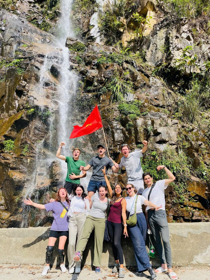 Hà Giang loop-Cao Bằng – Bản Giốc waterfall – Ba Bể Lake 5 days 4 nights